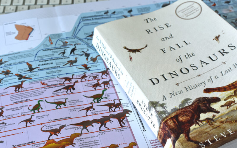 Lectures croisées: Le triomphe et la chute des dinosaures et L’Atlas des vertébrés